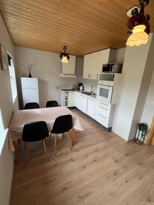 Black Valley Apartment Thoroddsstathir المظهر الخارجي الصورة